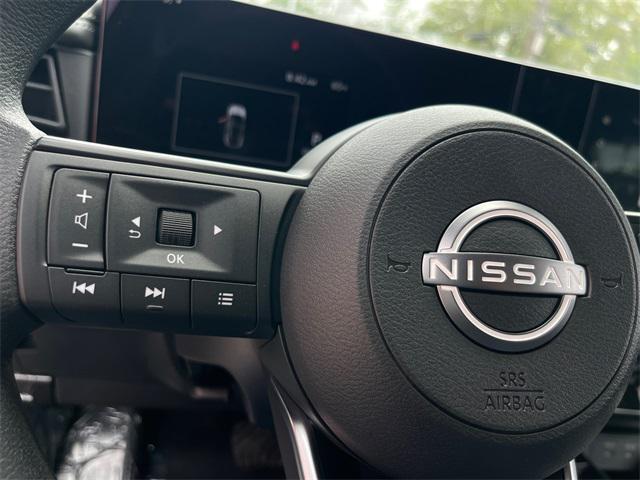 new 2025 Nissan Kicks car, priced at $26,582