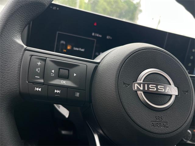 new 2025 Nissan Kicks car, priced at $23,529