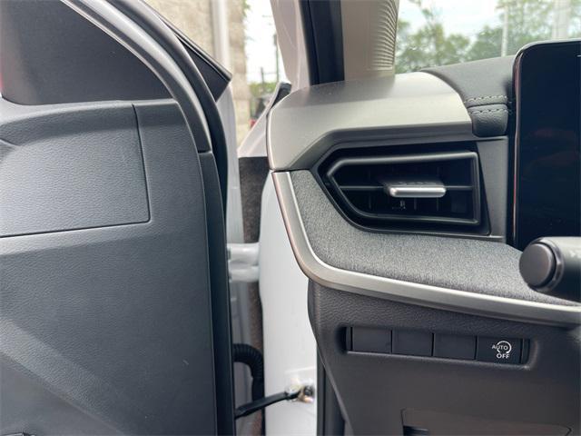 new 2025 Nissan Kicks car, priced at $24,954