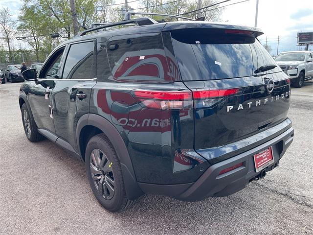 new 2025 Nissan Pathfinder car, priced at $40,614