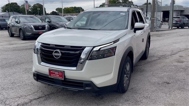 new 2024 Nissan Pathfinder car, priced at $36,918