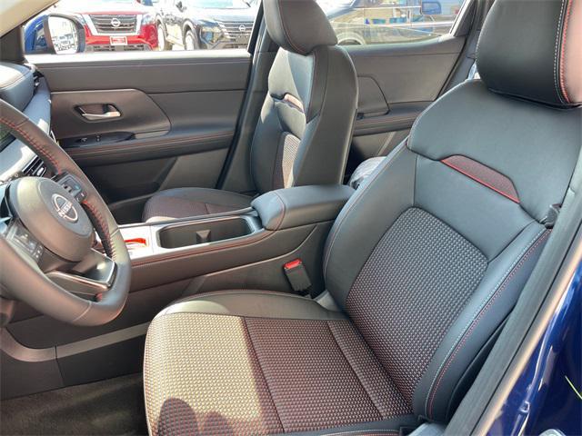 new 2025 Nissan Kicks car, priced at $29,885