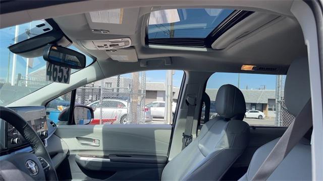 used 2023 Toyota Sienna car, priced at $38,105