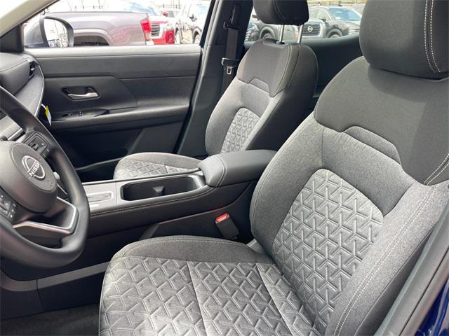 new 2025 Nissan Kicks car, priced at $28,220