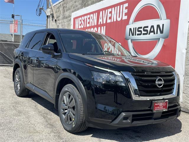 new 2025 Nissan Pathfinder car, priced at $37,640