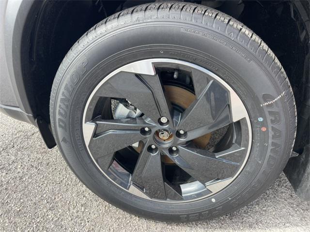 new 2025 Nissan Rogue car, priced at $33,128