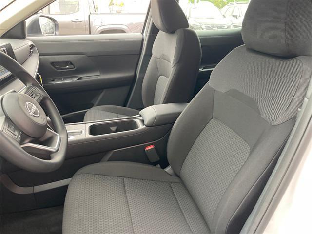 new 2025 Nissan Kicks car, priced at $24,261