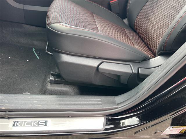 new 2025 Nissan Kicks car, priced at $30,450