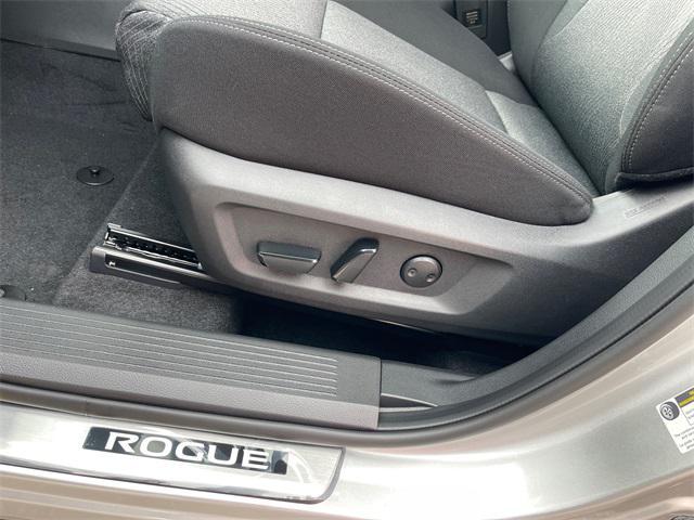 new 2025 Nissan Rogue car, priced at $33,120