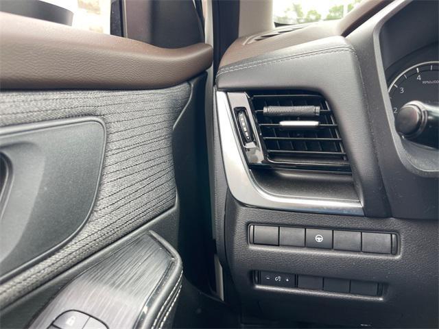 used 2021 Nissan Rogue car, priced at $19,370