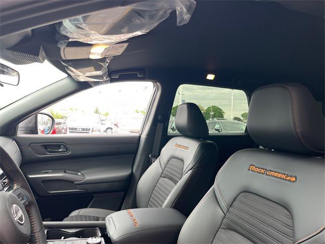 new 2025 Nissan Pathfinder car, priced at $43,260