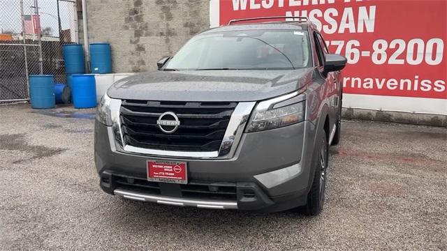 new 2025 Nissan Pathfinder car, priced at $49,265