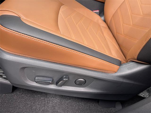 new 2025 Nissan Pathfinder car, priced at $49,265