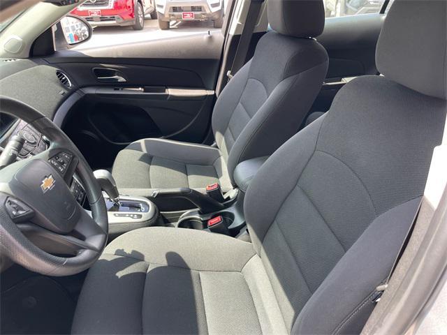 used 2015 Chevrolet Cruze car, priced at $7,680