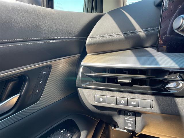 new 2025 Nissan Murano car, priced at $46,121