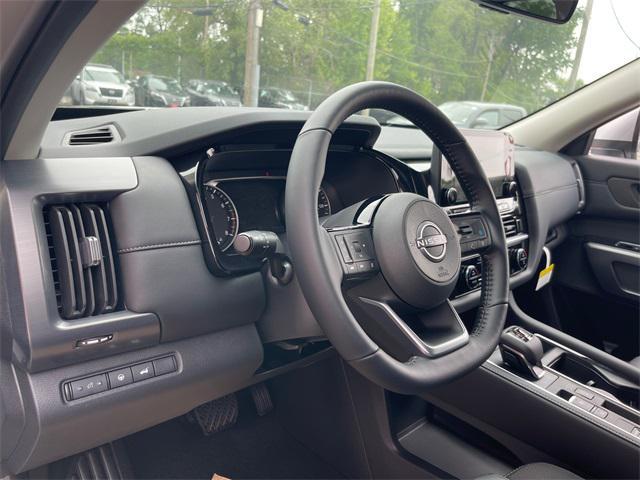 new 2025 Nissan Pathfinder car, priced at $41,350