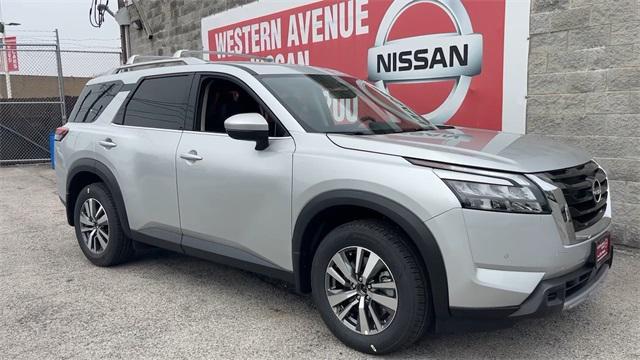 new 2025 Nissan Pathfinder car, priced at $41,350