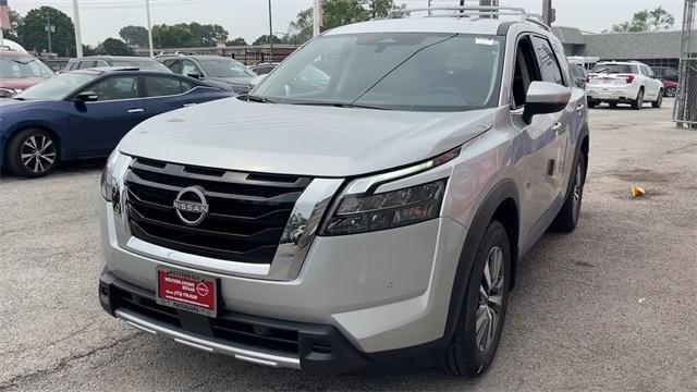 new 2025 Nissan Pathfinder car, priced at $41,350