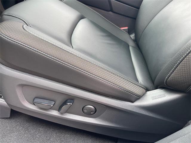 new 2025 Nissan Pathfinder car, priced at $41,350