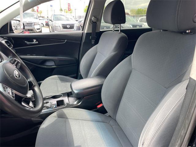 used 2019 Kia Sorento car, priced at $13,115