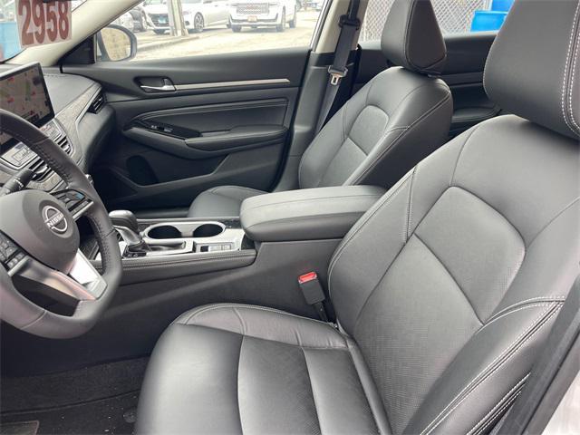 used 2023 Nissan Altima car, priced at $31,675