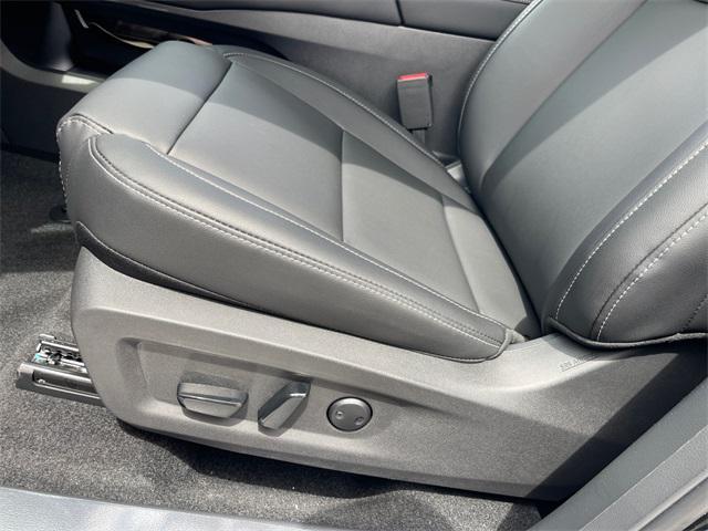 new 2025 Nissan Murano car, priced at $45,645