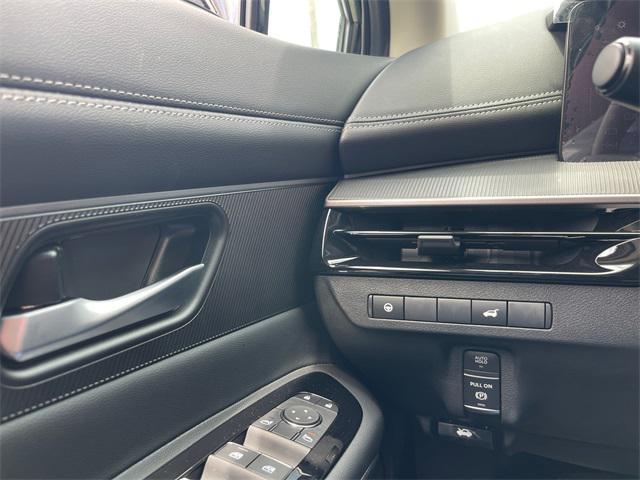 new 2025 Nissan Murano car, priced at $45,645