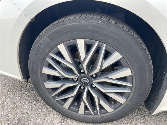 used 2023 Nissan Altima car, priced at $27,220
