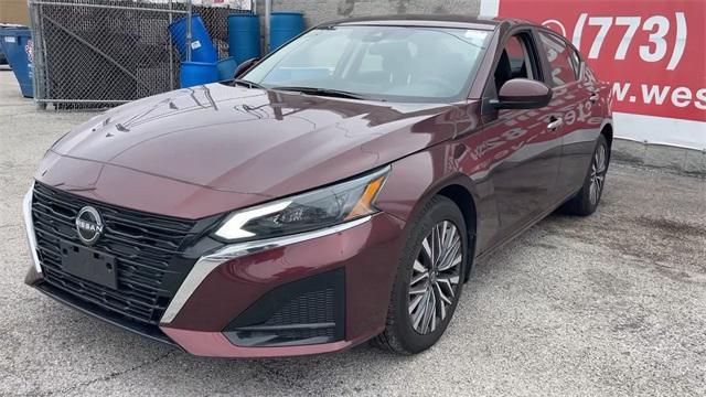 used 2023 Nissan Altima car, priced at $25,640