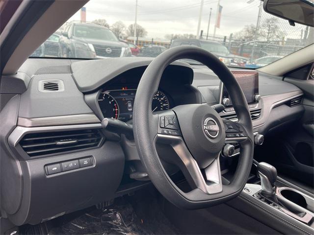used 2023 Nissan Altima car, priced at $25,640