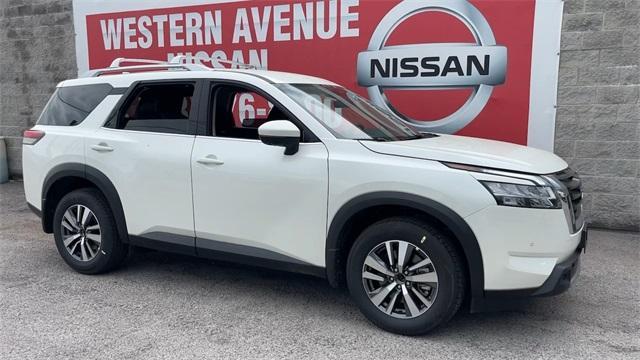 new 2024 Nissan Pathfinder car, priced at $43,805