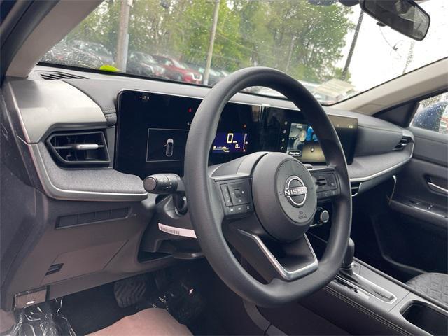 new 2025 Nissan Kicks car, priced at $24,984