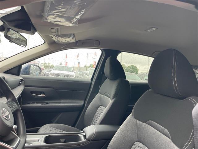new 2025 Nissan Kicks car, priced at $24,984