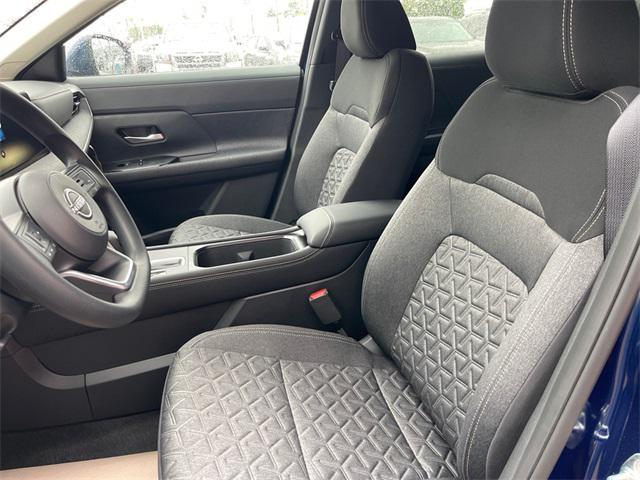 new 2025 Nissan Kicks car, priced at $24,984