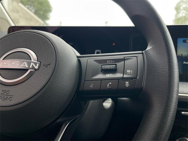 new 2025 Nissan Kicks car, priced at $26,652