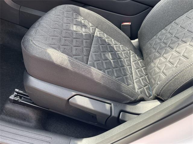 new 2025 Nissan Kicks car, priced at $25,382