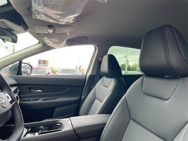 new 2025 Nissan Murano car, priced at $43,715