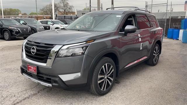 new 2025 Nissan Pathfinder car, priced at $50,167
