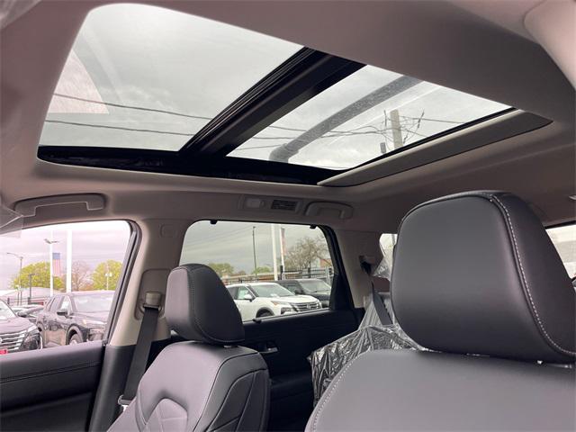 new 2025 Nissan Pathfinder car, priced at $50,167