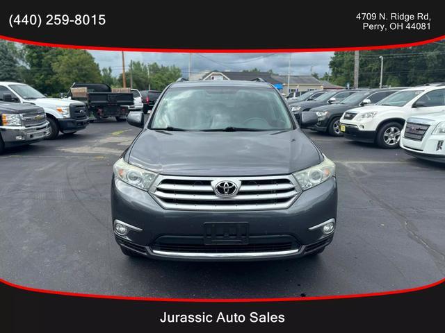 used 2012 Toyota Highlander car, priced at $10,495