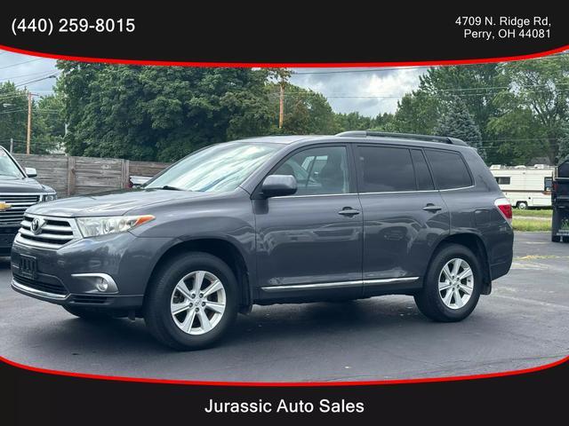 used 2012 Toyota Highlander car, priced at $10,495