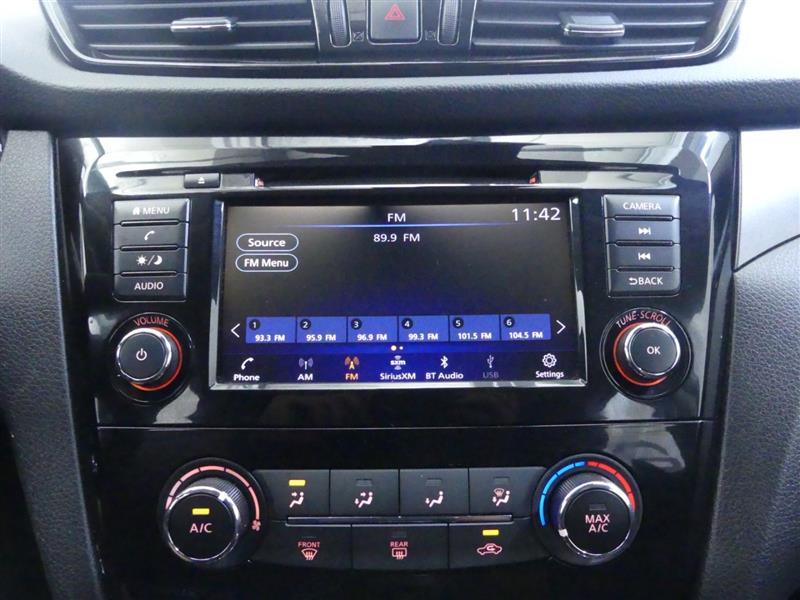 used 2021 Nissan Rogue Sport car, priced at $15,500