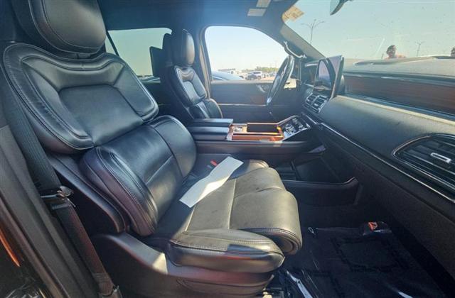 used 2019 Lincoln Navigator L car, priced at $41,500