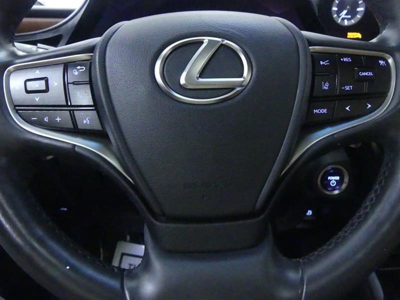 used 2022 Lexus ES 300h car, priced at $32,750