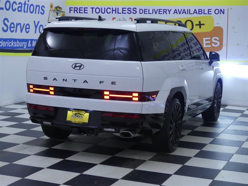 used 2024 Hyundai Santa Fe car, priced at $29,900