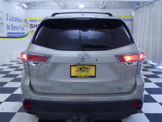 used 2015 Toyota Highlander car, priced at $17,900