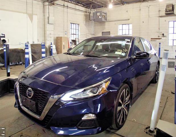 used 2020 Nissan Altima car, priced at $17,500