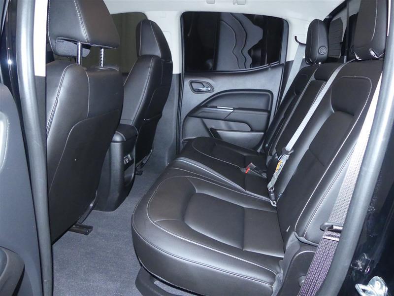 used 2022 GMC Canyon car, priced at $29,999