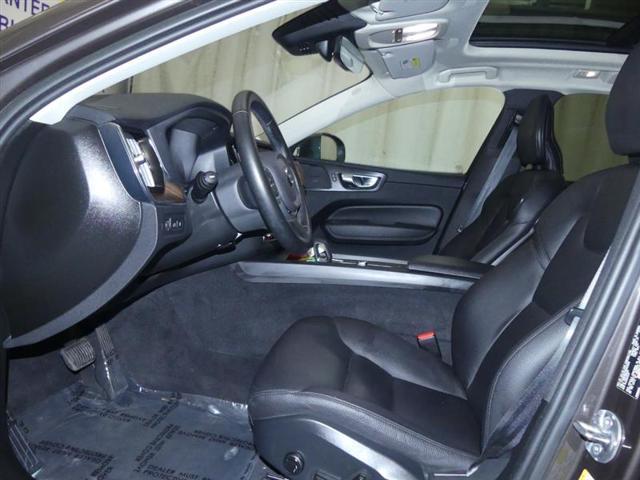 used 2022 Volvo XC60 Recharge Plug-In Hybrid car, priced at $35,900