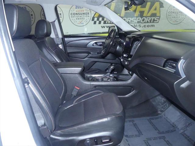 used 2020 Chevrolet Traverse car, priced at $25,700